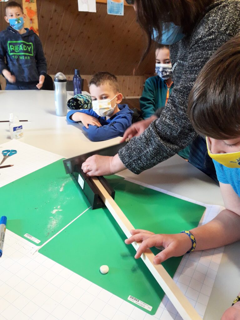 Curs Robotica pentru copii Inventicum Brașov