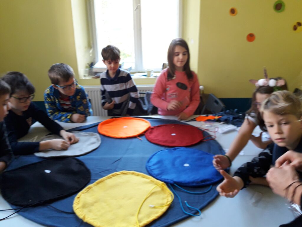Curs Robotica pentru copii Inventicum Brașov