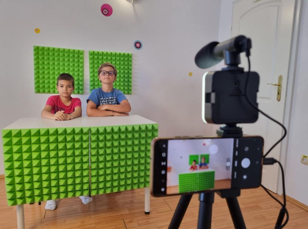 Curs Mass-Media Pentru copii 9-14 ani Inventicum Brasov