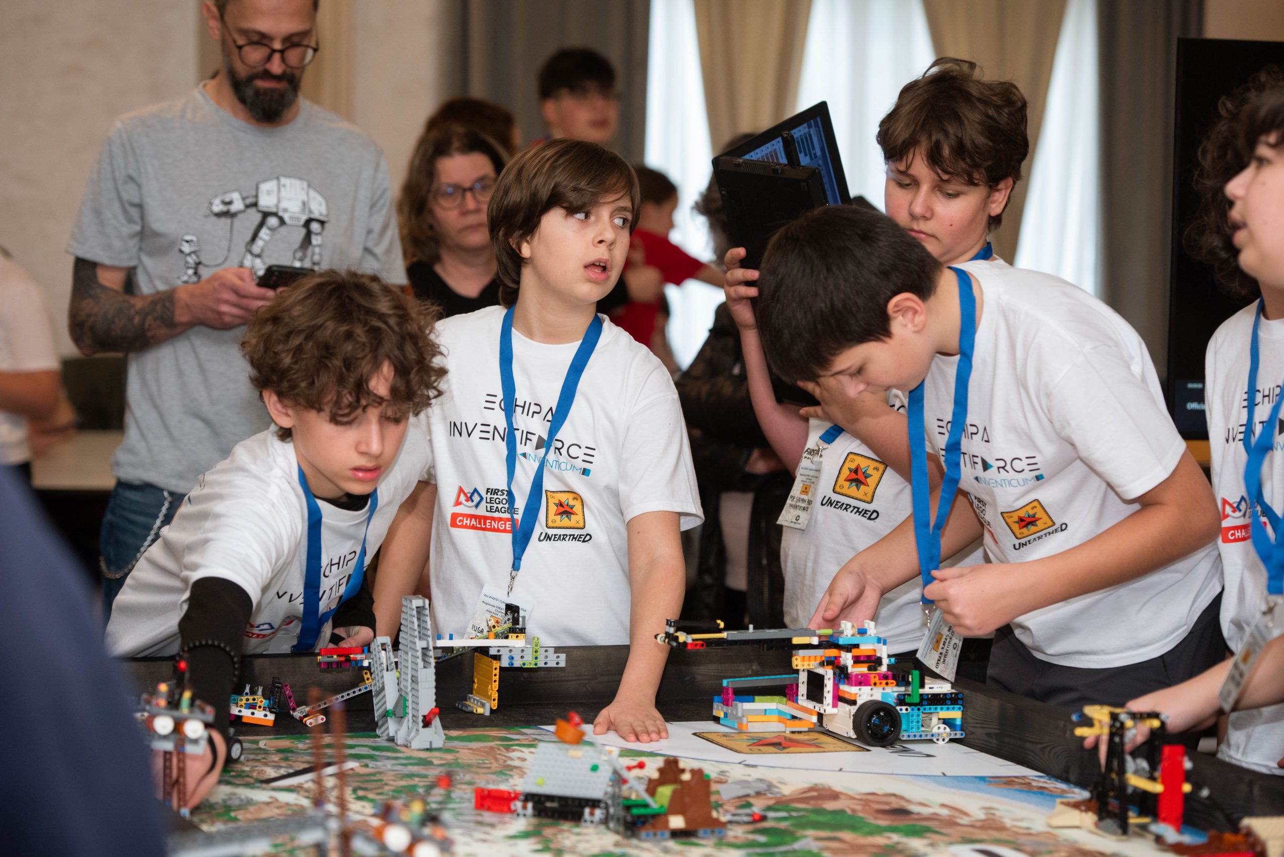 Echipa INVENTIFORCE Brașov la etapa națională FIRST LEGO League Challenge, București 2026